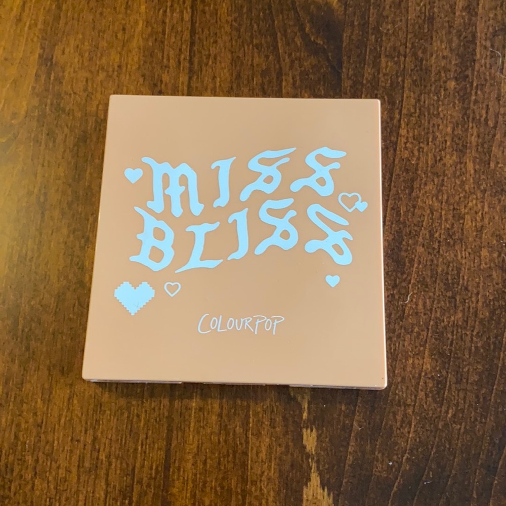 Colourpop Miss Bliss Palette